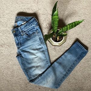 AEO jegging light wash skinny fit super stretch C